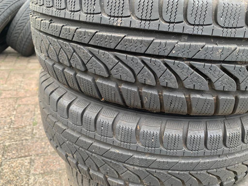 Winterbanden, Vredestein/Dunlop voor Peugeot 108, Auto-onderdelen, Banden en Velgen, Ophalen, 14 inch, Gebruikt, Winterbanden
