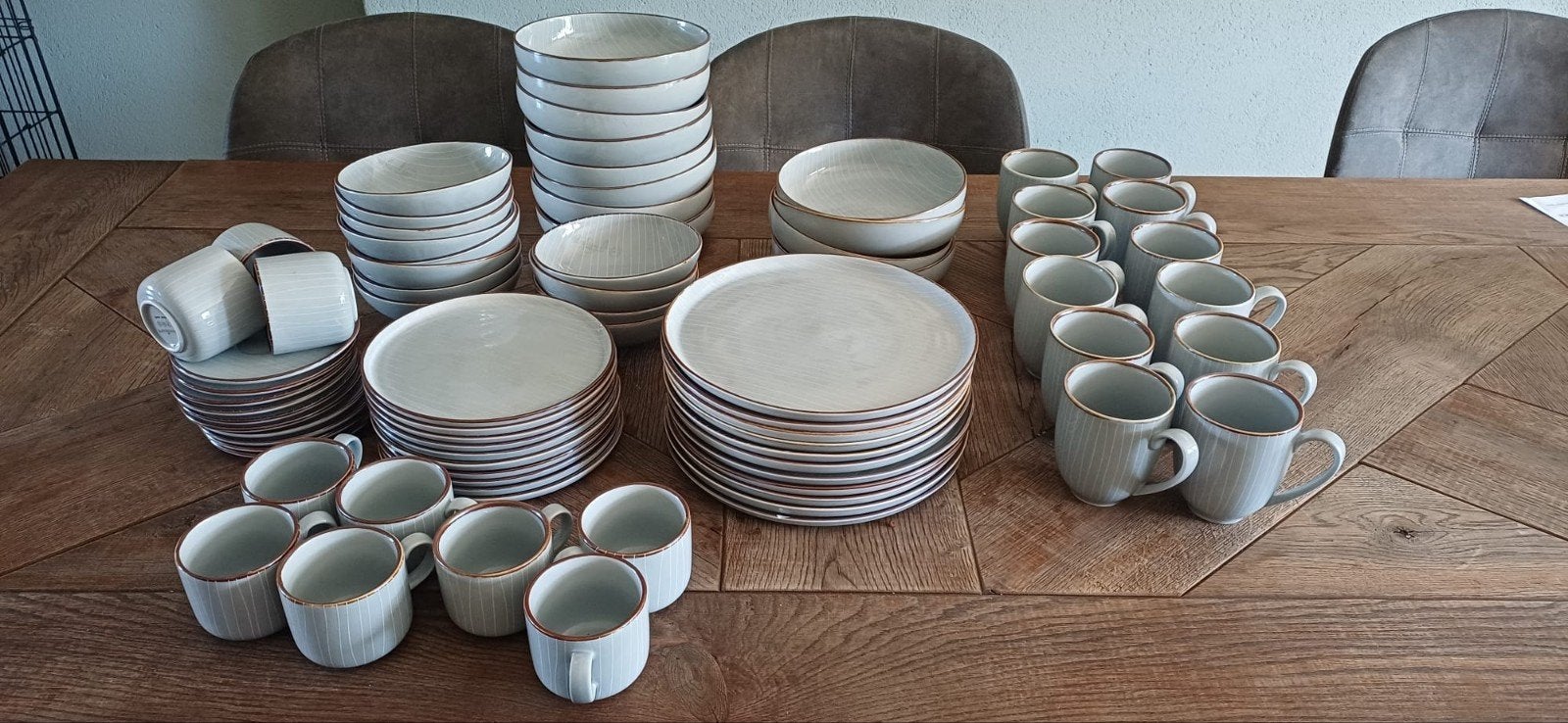 Uitgebreid Landscape servies (handmade) - 60-delig, Overige merken, Ophalen of Verzenden, Zo goed als nieuw, Aardewerk