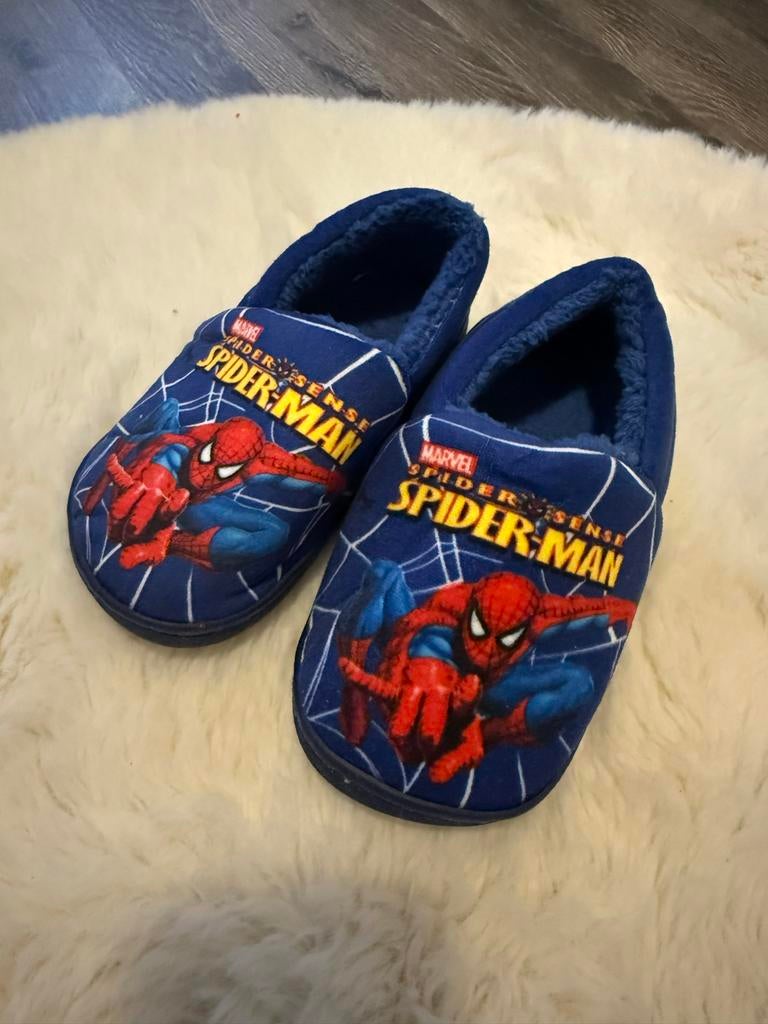 Spiderman pantoffels maat 25-26, Ophalen of Verzenden, Gebruikt, Jongen, Schoenen