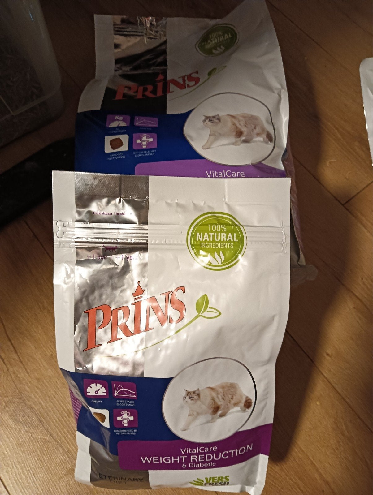 speciale kattebrokken, Ophalen, Kat
