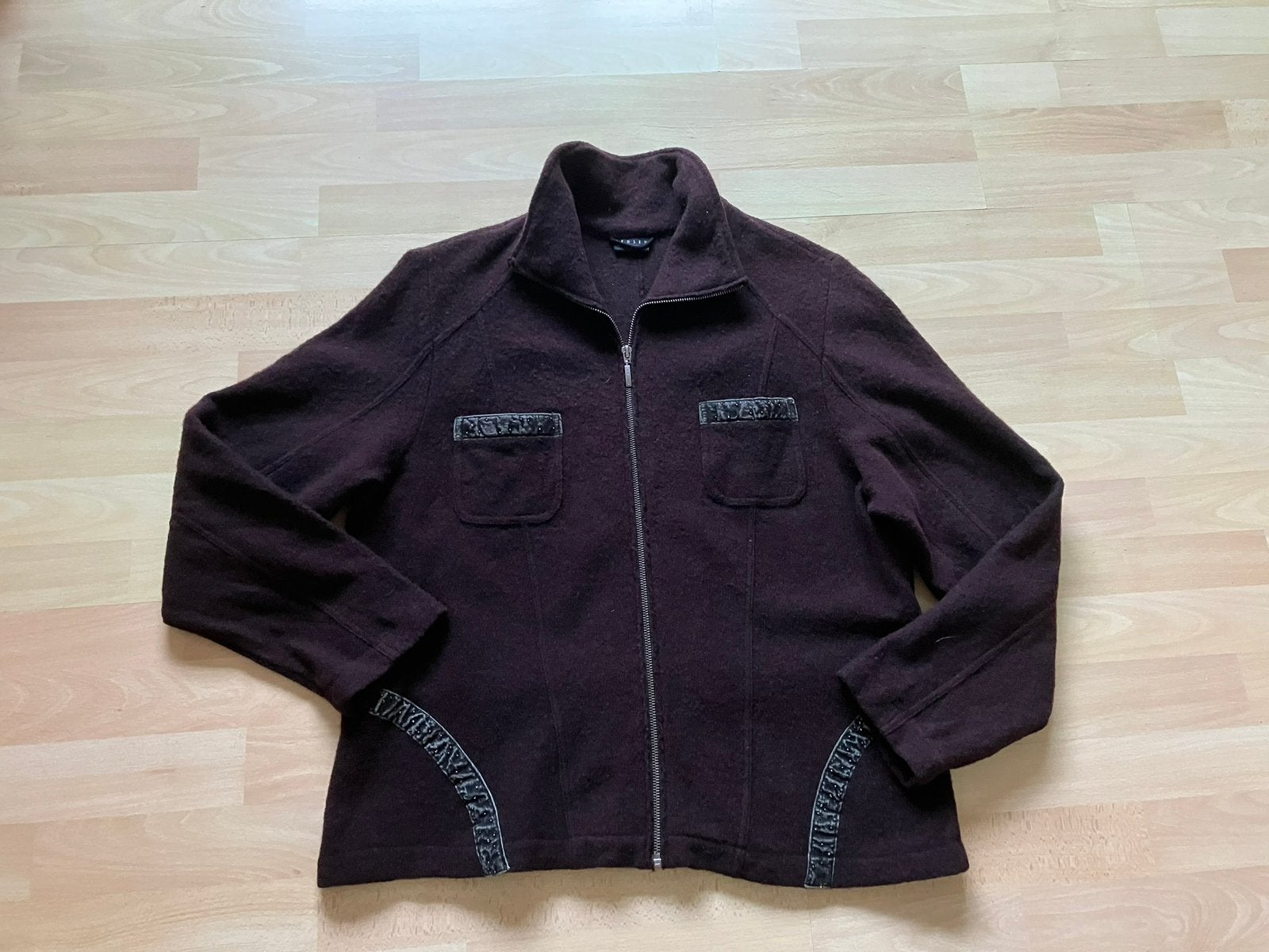 Jensen bruin 100% wollen vest/jasje mt XL izgs, Kleding | Dames, Grote Maten, Ophalen of Verzenden, Gedragen, Bruin, Trui of Vest