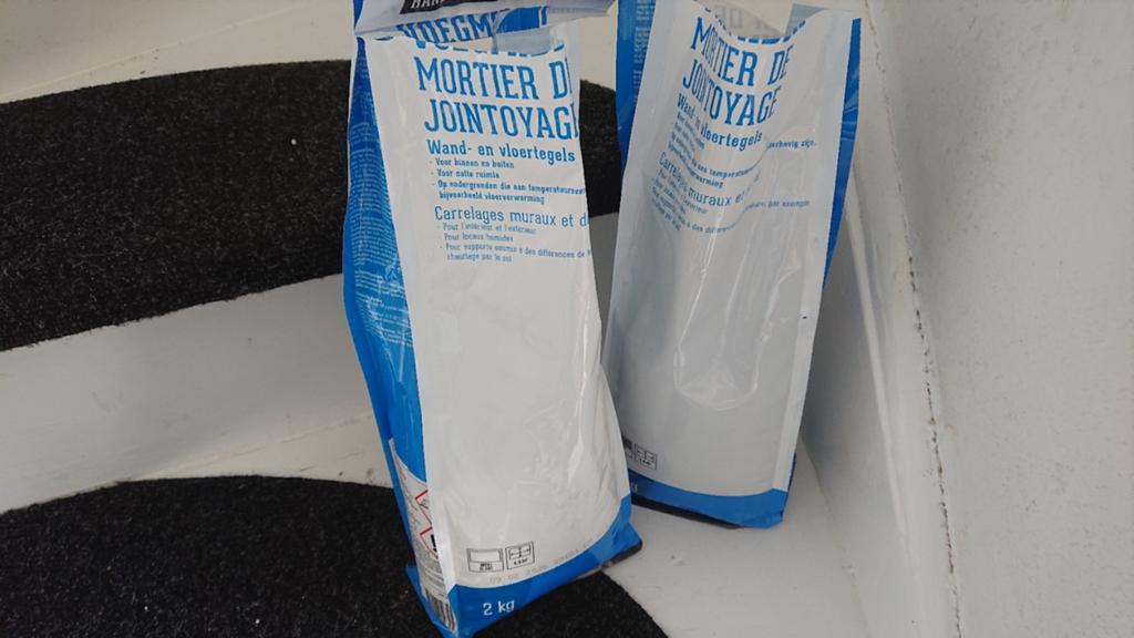 Gratis voegmortel grijs en wit, Ophalen, Overige typen, Minder dan 20 cm, 10 m² of meer