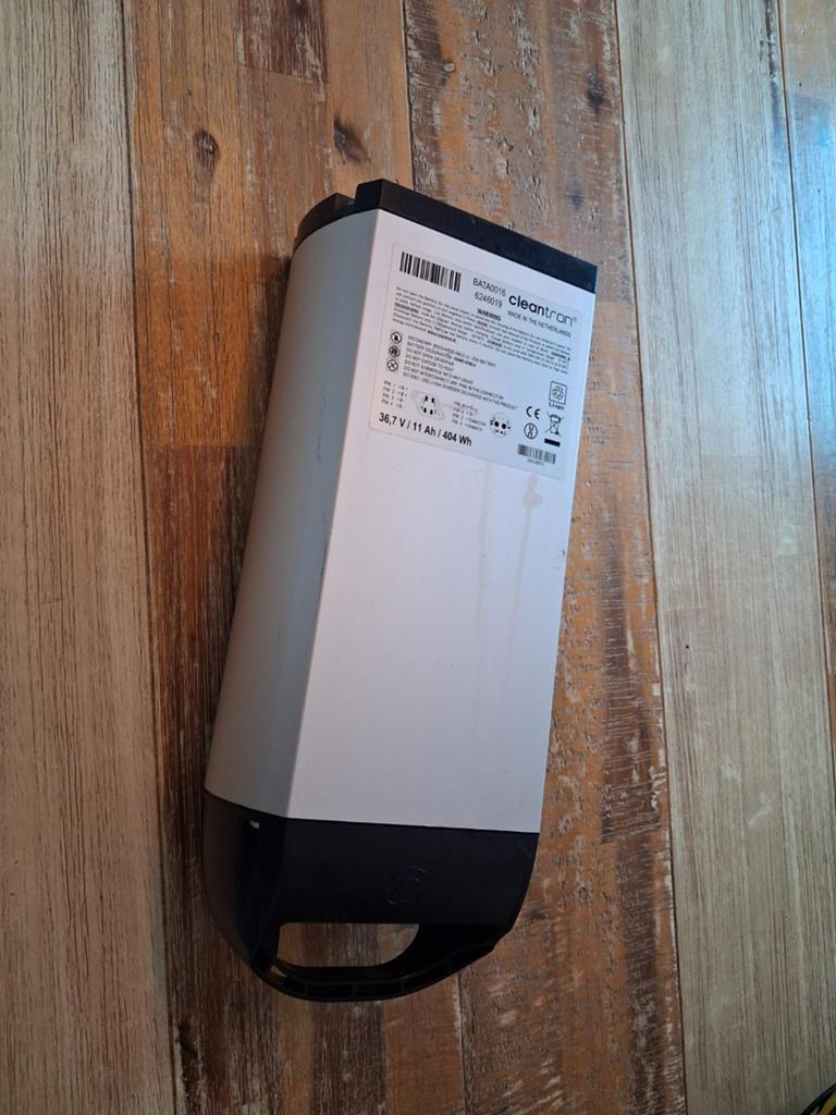 Accu Van Raam  met Garantie 400Wh, Van raam, Ophalen of Verzenden, Zo goed als nieuw, Pyter jurjensstrjitte stiens