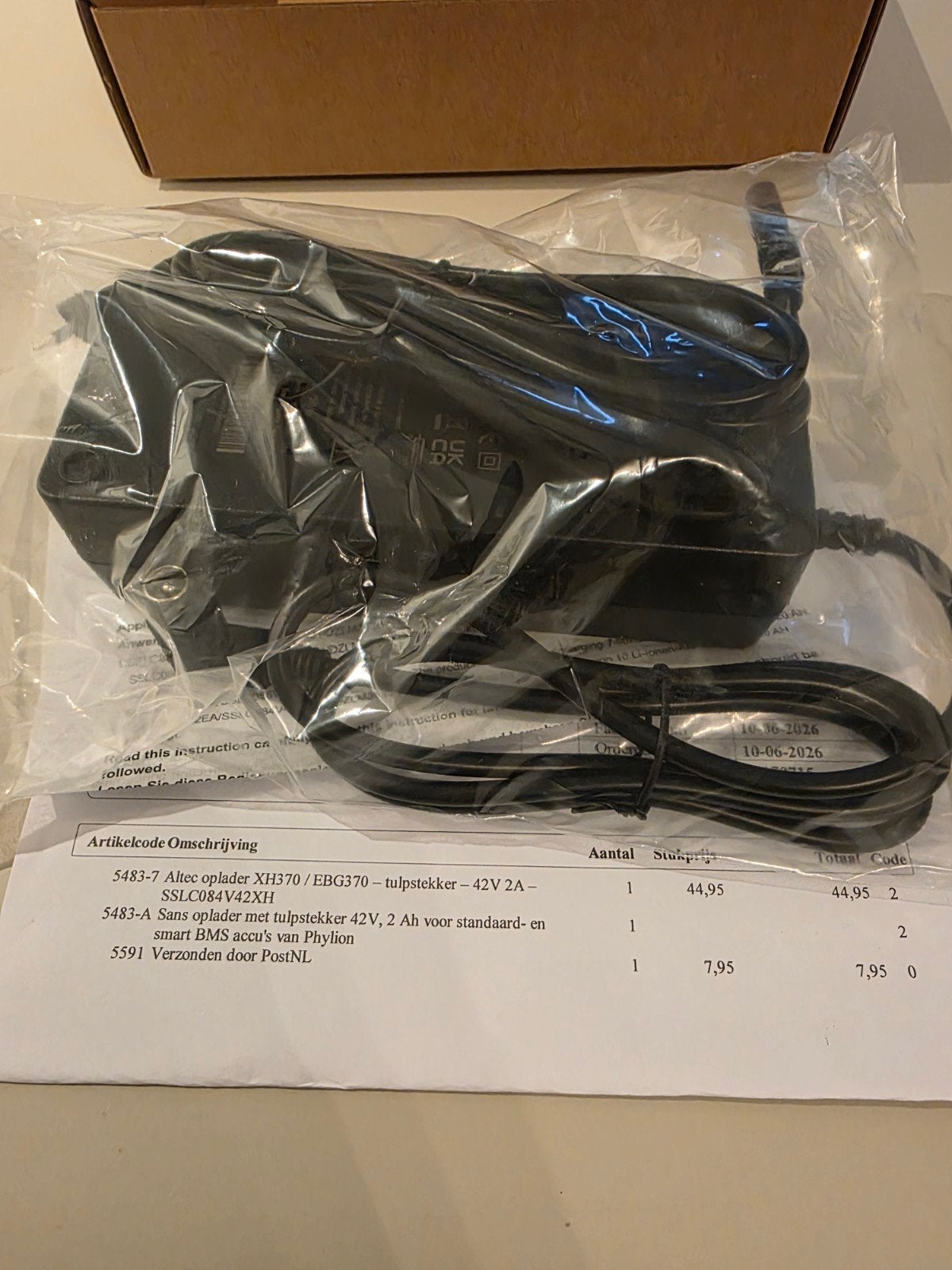 Altec Oplader XH370/EBG370 - Tulpstekker - 42V 2A, Fietsen en Brommers, Nieuw
