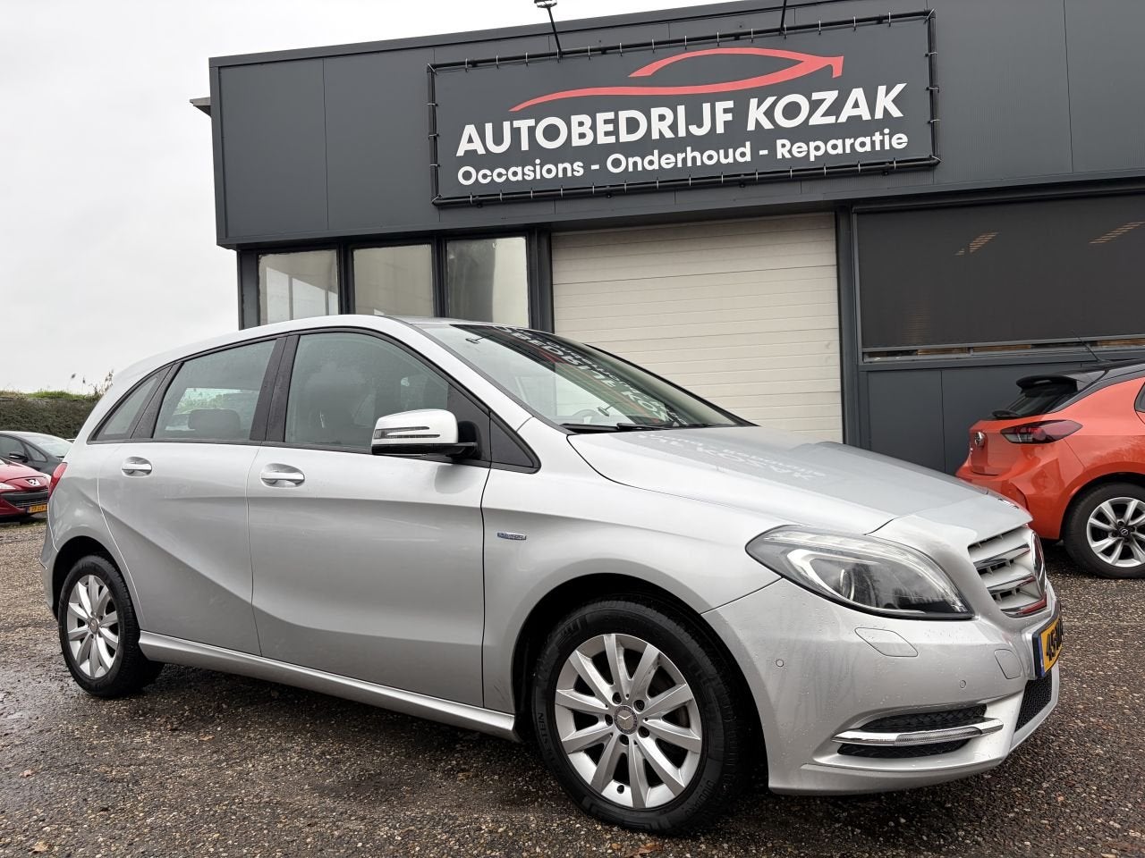 Mercedes-Benz B-Klasse 180 Ambition AIRCO CRUISE PDC TREKHAA, Auto's, Voorwielaandrijving, 1295 kg, 4 cilinders, 122 pk