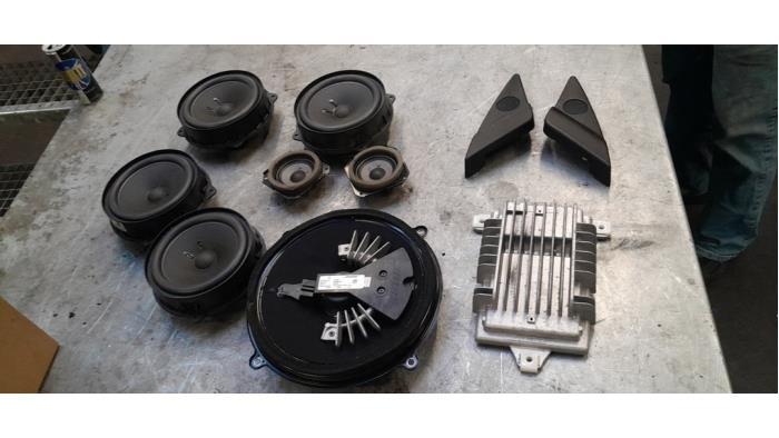 Speakerset van een Maserati Granturismo, Maserati, Gebruikt, -, -