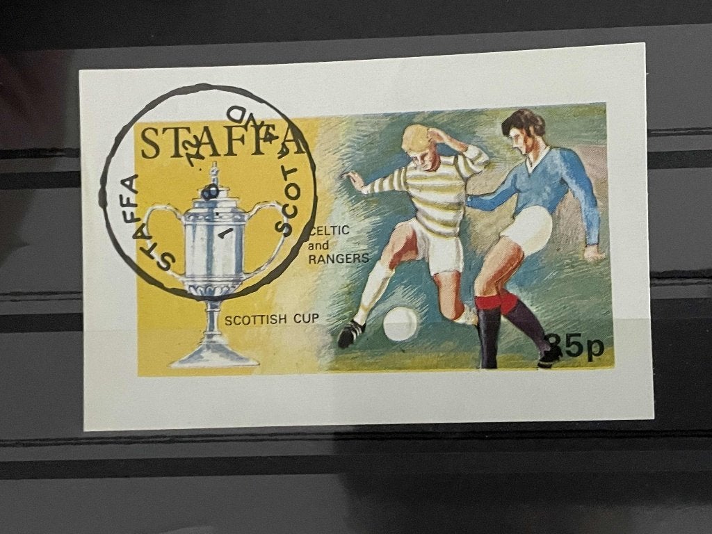 postzegels UK Staffa Schotland voetbal kaart 190, Postzegels en Munten, Verzenden
