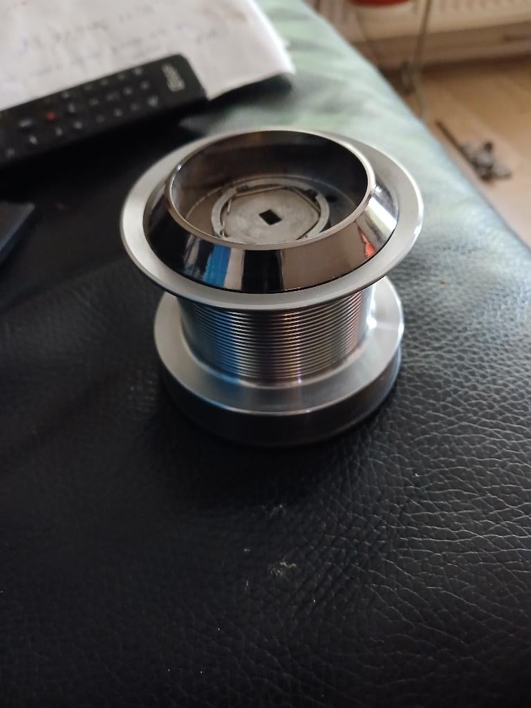 Daiwa Emblem 5500 pro reservespoel, Watersport en Boten, Hengelsport | Karpervissen, Ophalen of Verzenden, Zo goed als nieuw, Molen