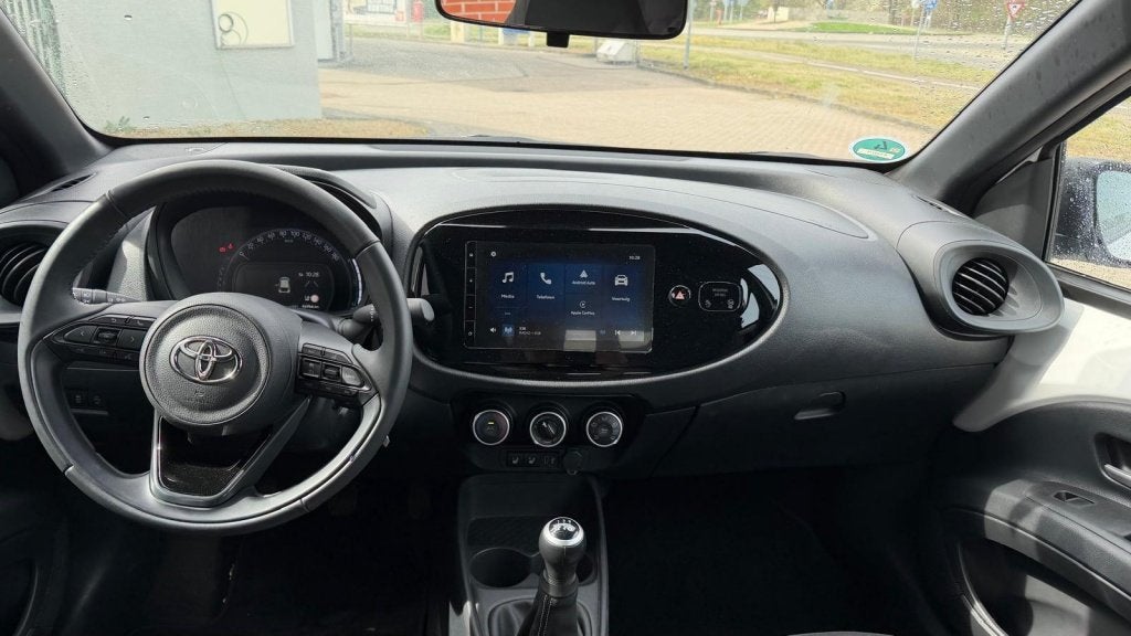 Foto 16 van Toyota Aygo X 1.0 VVT-i MT Play (bj 2024)