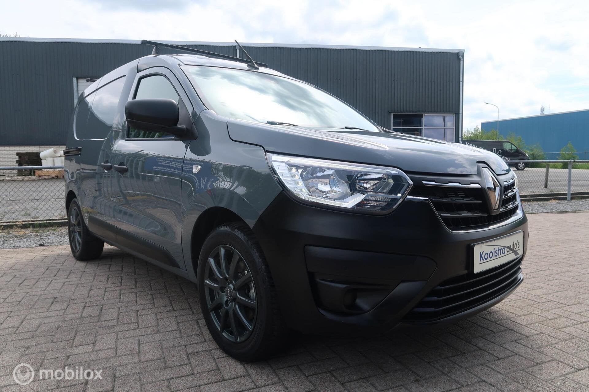 Renault Express 1.3 TCe 100 Comfort +, Auto's, Voorwielaandrijving, Gebruikt, 4 cilinders, Renault