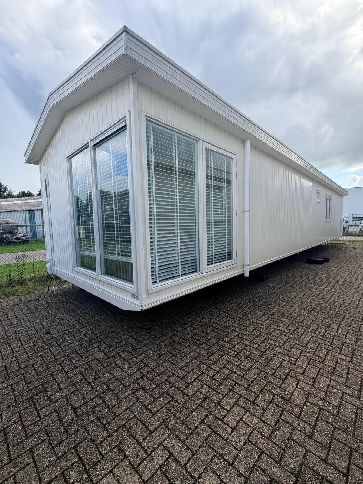 WOONWAGEN/ CARAVAN/MANTELZORG TE KOOP KRAAIJKAMP 15x4