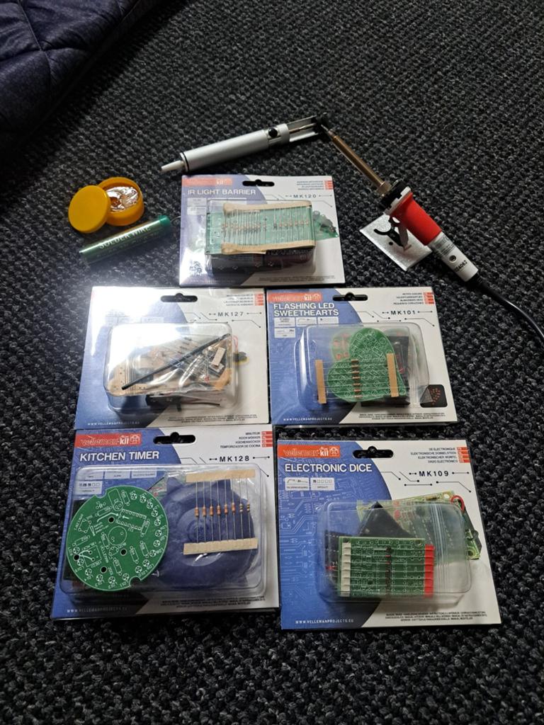 Leuke soldeerkit met toebehoren en 5 projecten voor beginner, Ophalen of Verzenden, Nieuw, Overige typen, Overige