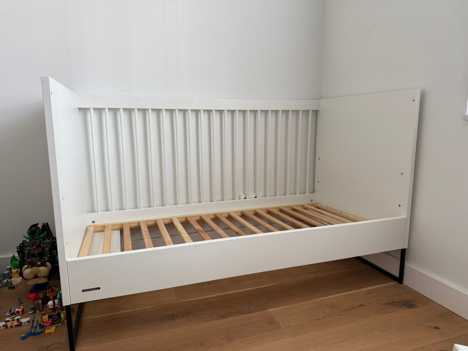 Kidsmill Intense ledikant 70x140 - wit, Ophalen, 70 tot 85 cm, 140 tot 160 cm, Zo goed als nieuw