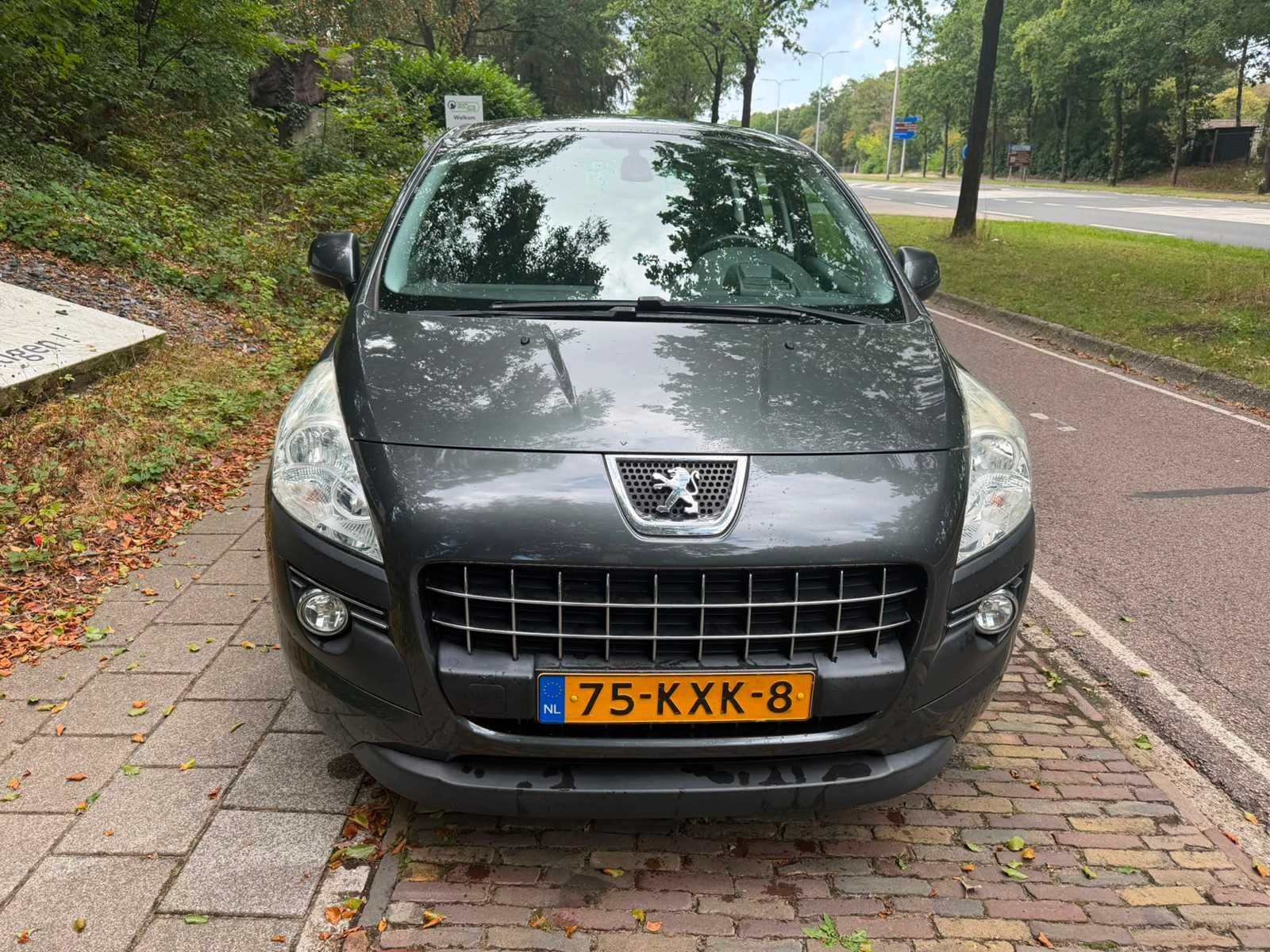 Peugeot 3008 1.6 VTi Première, 75-KXK-8, Voorwielaandrijving, Gebruikt, 4 cilinders, Handgeschakeld