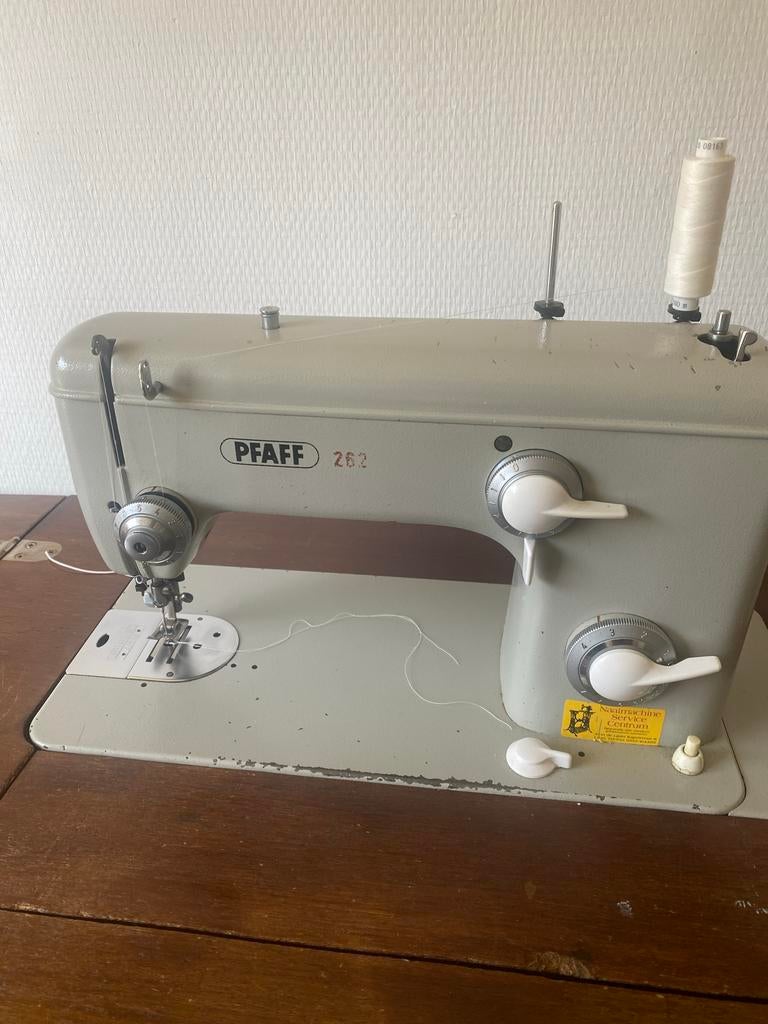 Vintage Pfaff 262 Naaimachine met Meubel, Ophalen of Verzenden, Gebruikt, Naaimachine, Pfaff