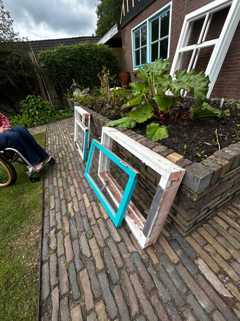 Teab 2x kozijn met klapraam 93x58x11.5, Doe-het-zelf en Verbouw, Kozijnen en Schuifpuien, Raamkozijn, Zo goed als nieuw, Hout