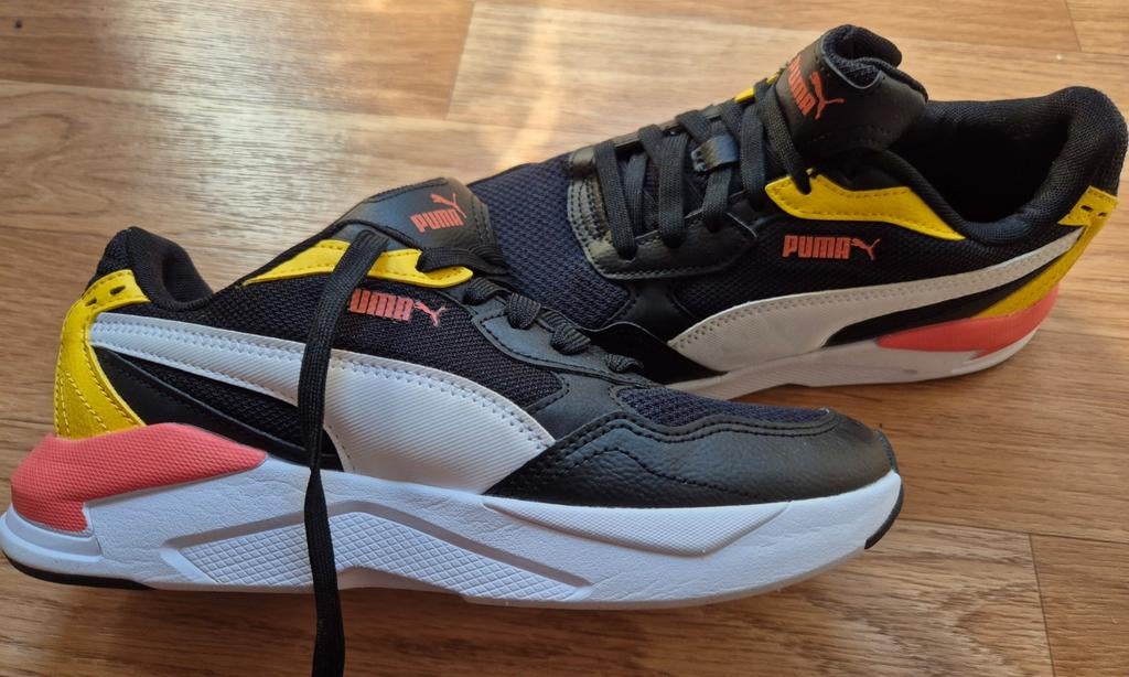 PUMA sneakers mt. 38 1x kort gedragen soft foam, Puma, Zwart, Ophalen of Verzenden, Sneakers of Gympen