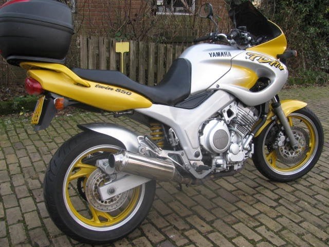 Yamaha TDM 850, Motoren, 2 cilinders, Sportuitlaat, @yamaha.nl, Motorrijbewijs A