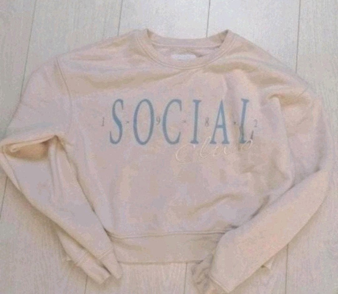 Trui xs Melting Stockholm
Zie ook mijn andere advertentiesTr, Kleding | Dames, Truien en Vesten, Overige kleuren, Ophalen of Verzenden