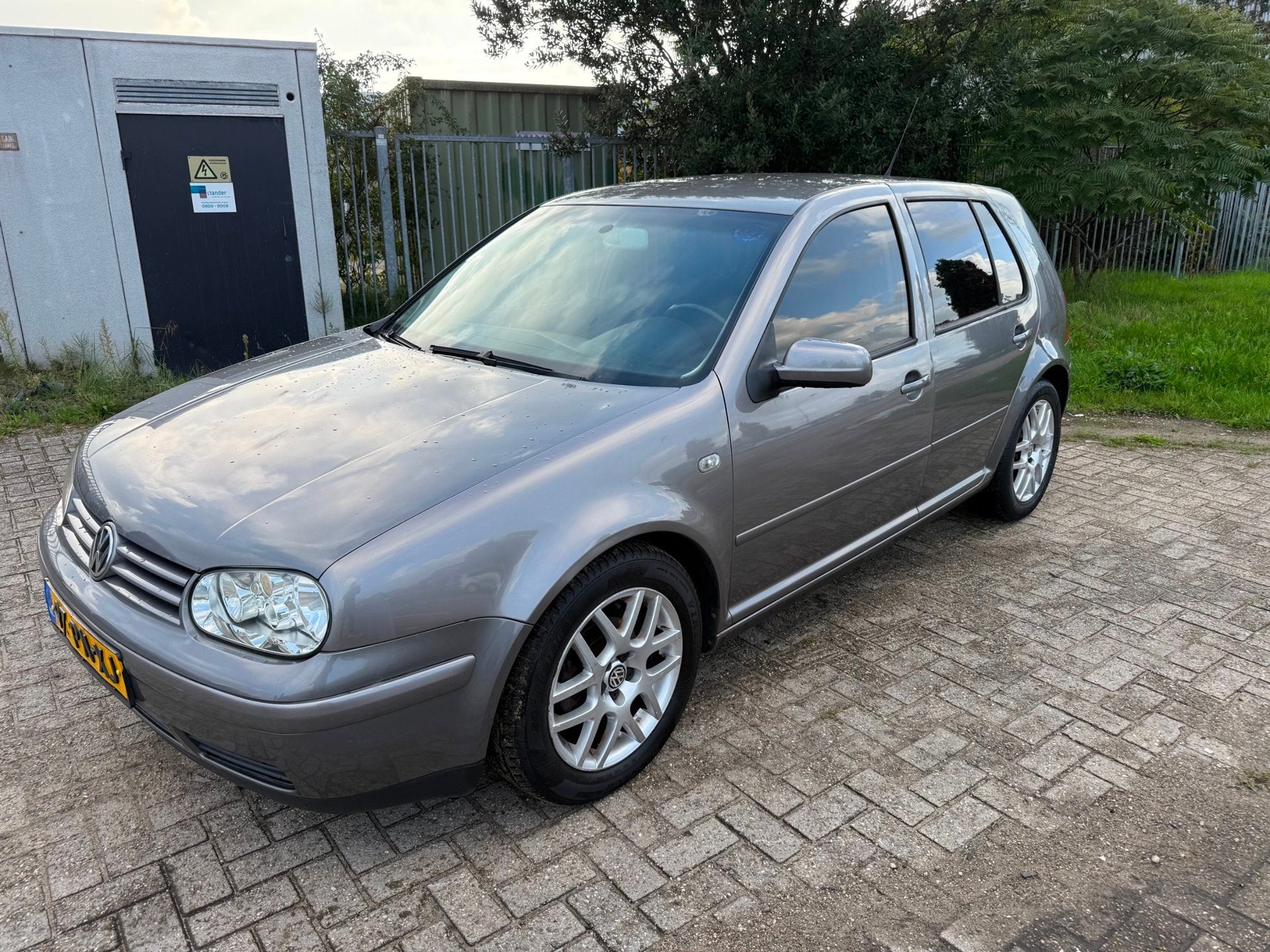Volkswagen Golf 1.6 Sportline 5D Bj 2004 Airco, APK tot 07-2, Voorwielaandrijving, Stof, Zwart, 4 cilinders