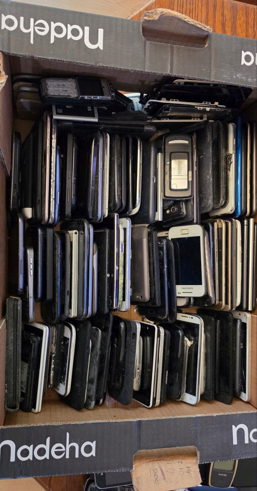 Partij telefoons voor onderdelen of reparatie, Telecommunicatie, Overige modellen, Geen camera, Ophalen of Verzenden, Zonder simlock