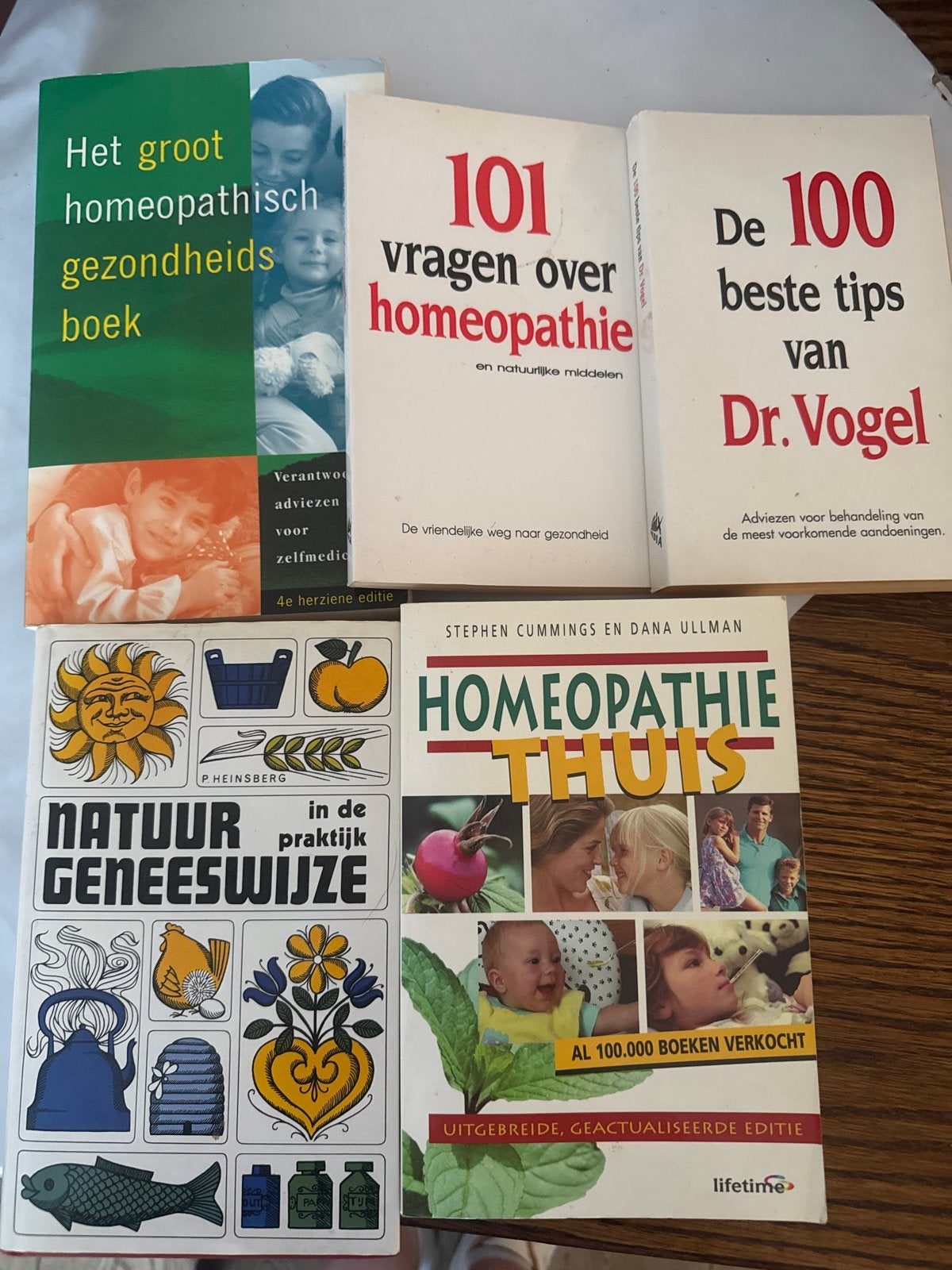 5 boeken over homeopathie, o.a. van Dr. Vogel, Boeken, Ophalen of Verzenden, Gelezen, Kruiden en Alternatief