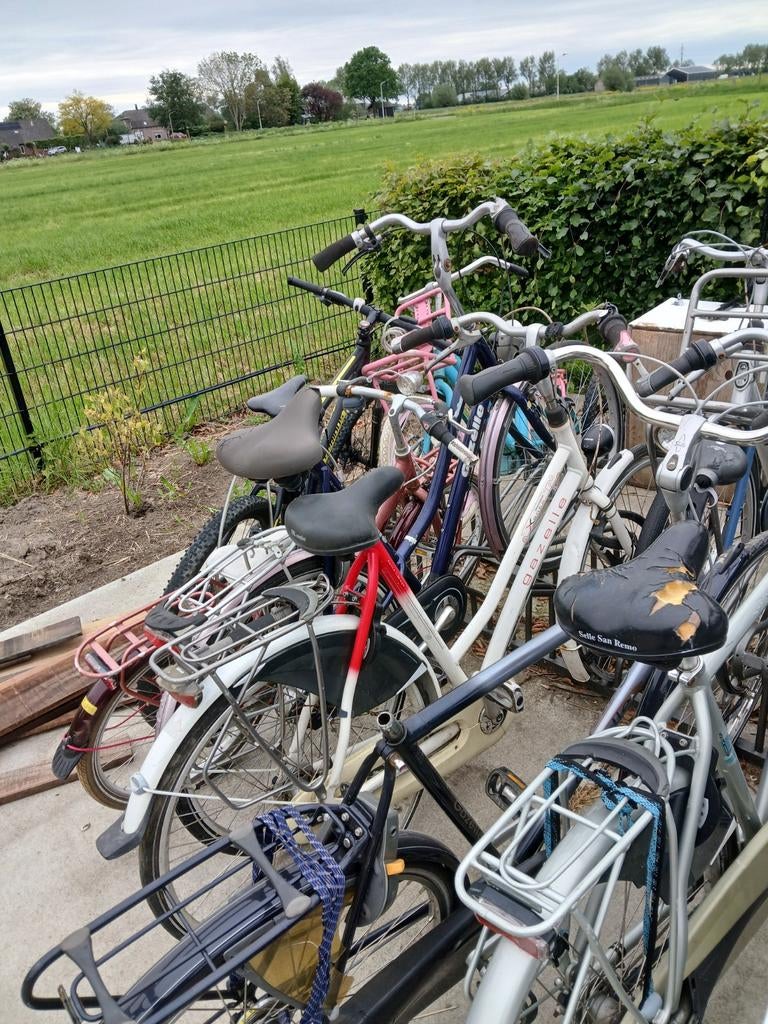 Partij fietsen, Fietsen en Brommers, Fietsen | Dames | Damesfietsen, Gebruikt, Overige merken, Ophalen