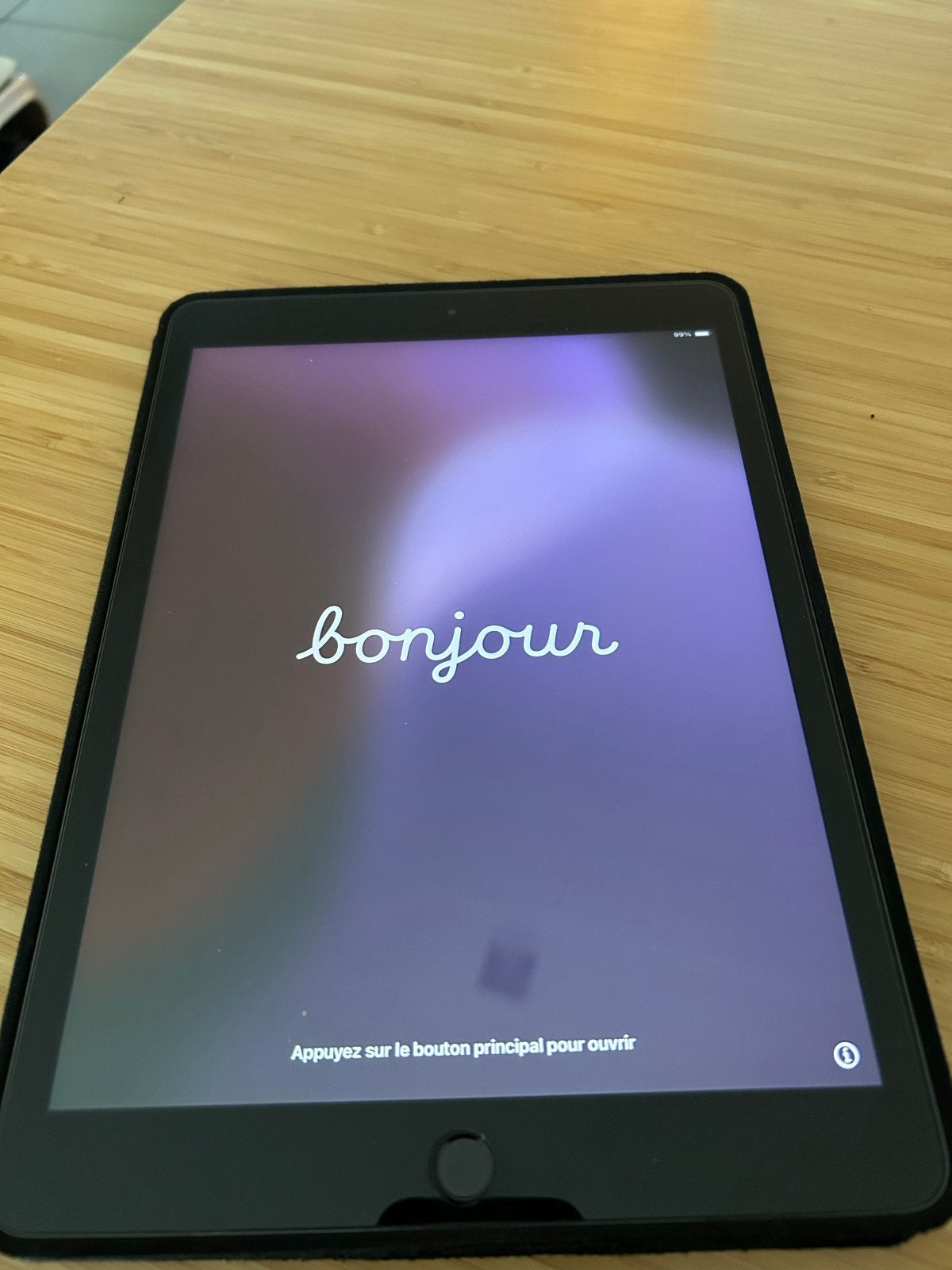 Apple iPad (8e generatie) 128 GB Wi-Fi - Zo goed als nieuw, Computers en Software, Apple iPads, 10 inch, Apple iPad, Ophalen of Verzenden