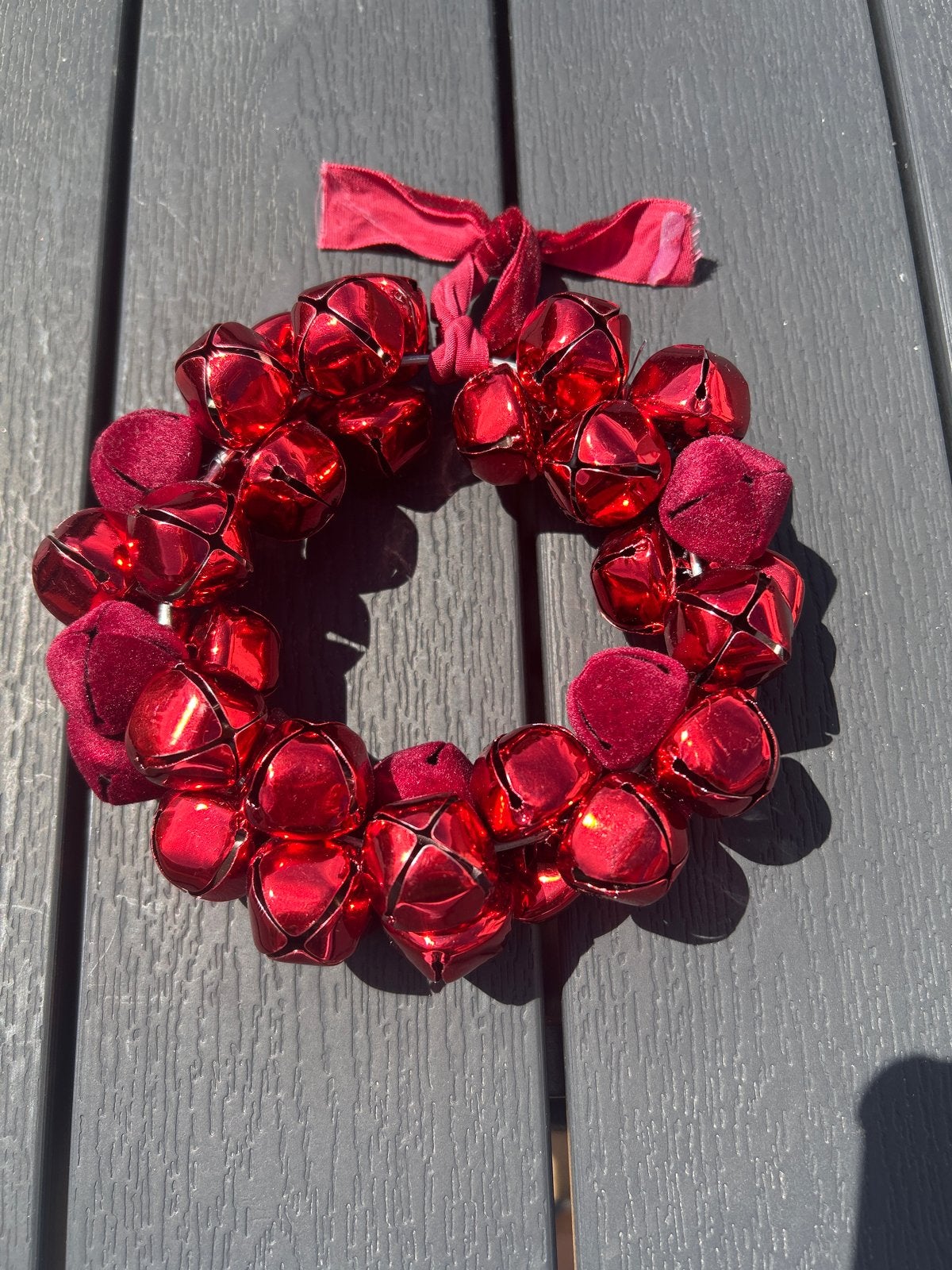 Jingle Bells Kerst Krans Rood - Zo goed als nieuw, Ophalen of Verzenden, Zo goed als nieuw, Krans, Metaal