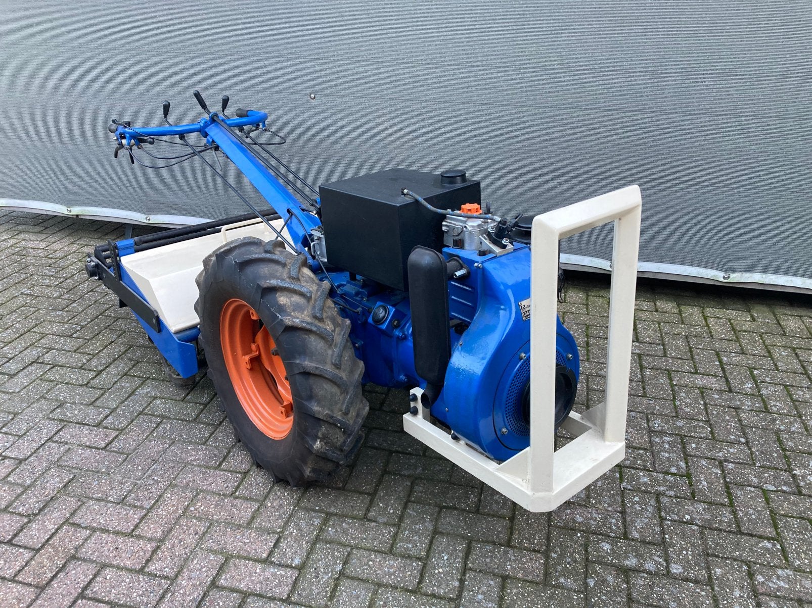 Nibbi G119 tuinfrees met overtop freesbak, Ophalen, Grondbewerking