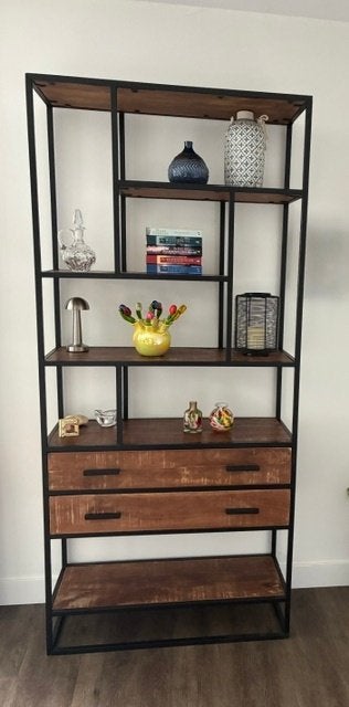 Kast, Ophalen, 200 cm of meer, Zo goed als nieuw, Minder dan 150 cm