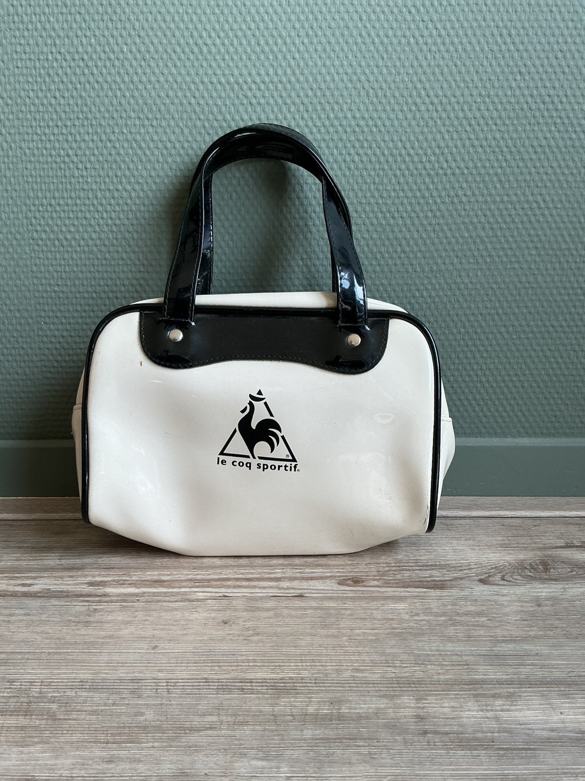 Lak tasje van Le Coq Sportif, Ophalen, Zo goed als nieuw, Handtas