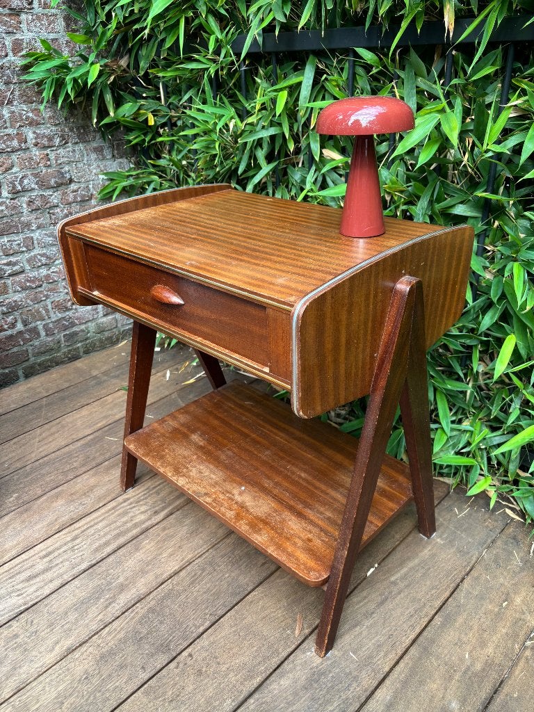 Vintage mid-century nachtkastje / bijzet tafel met lade, Huis en Inrichting, Ophalen, Gebruikt, Mid century, 55 tot 75 cm