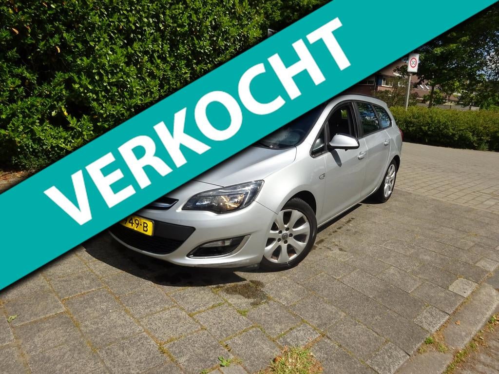 Opel Astra Sports Tourer 1.7 CDTi Cosmo met APK, Voorwielaandrijving, Euro 5, Gebruikt, 4 cilinders