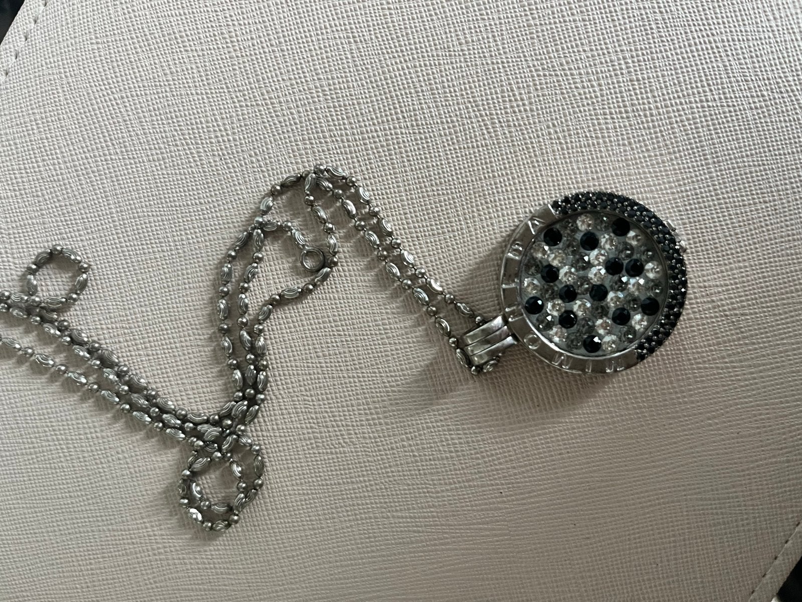 Mi Moneda ketting met disc en zirkonia, Ophalen of Verzenden, Zo goed als nieuw, Zilver, Met kristal