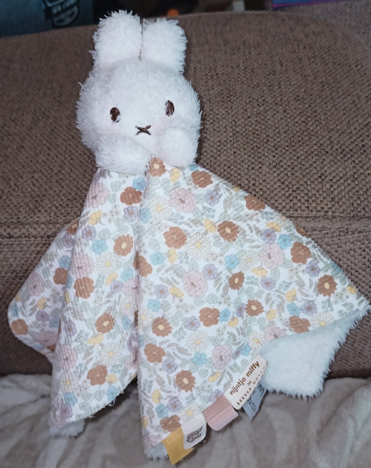 Nijntje miffy knuffeldoek. Little dutch. Bloemenprint., Little Dutch, Konijn, Nijntje, Ophalen of Verzenden