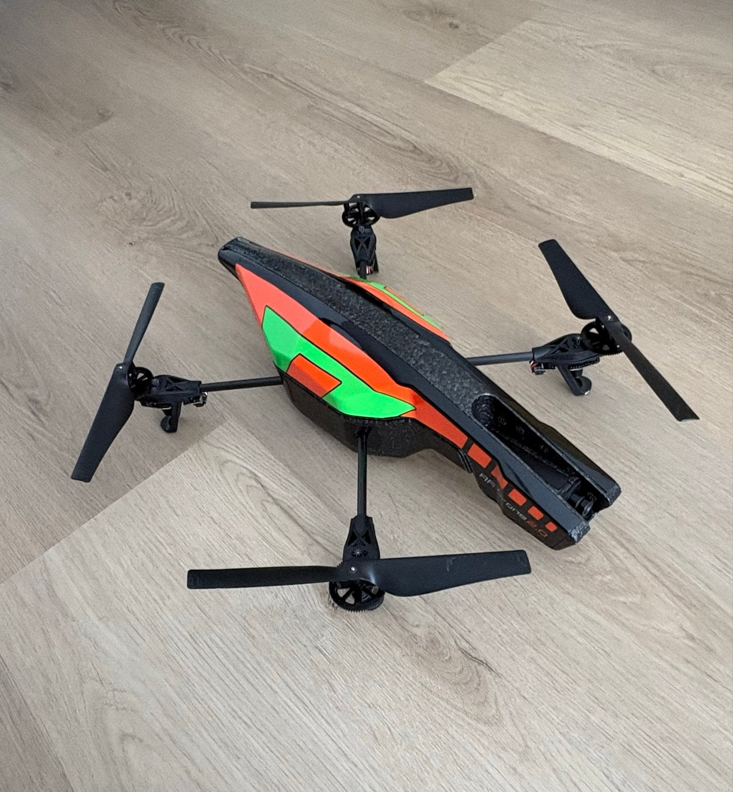 Parrot AR.Drone 2.0 Quadcopter met HD Camera, Gebruikt, Cameradrone, Minder dan 100 meter, Standaard kwaliteit