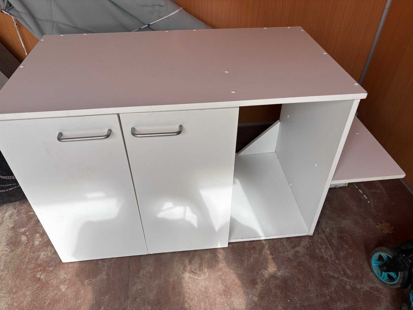 Katten-kast/bak/slaap/eetplek, Ophalen, Zo goed als nieuw