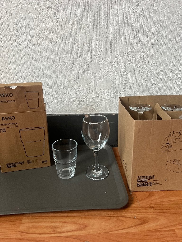 Wijnglazen en waterglazen, Huis en Inrichting, Keuken | Servies, Ophalen, Glas of Glazen, Overige stijlen, Glas