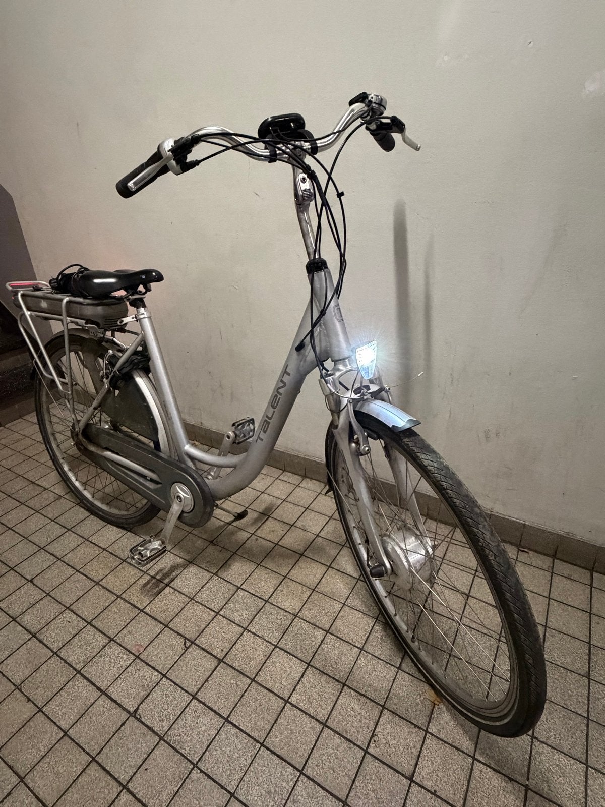 Talent E-Bike - Comfortabele elektrische fiets 28 inch., Ophalen, Gebruikt, Overige merken
