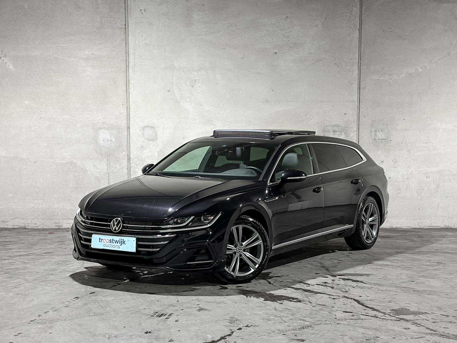 Volkswagen Arteon Shooting Brake 1.4 eHybrid 160kW 6-DSG R-L, Auto's, Arteon, Gebruikt, Euro 6, 1714 kg