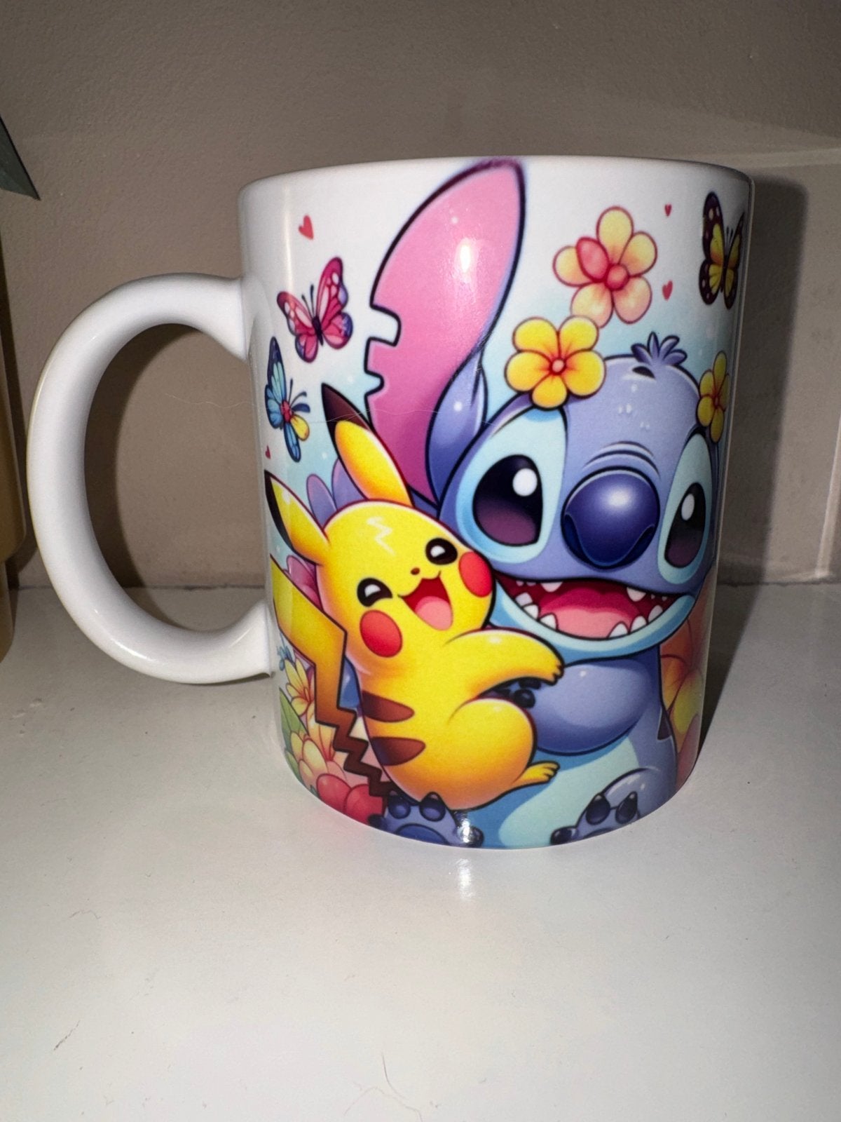 Nieuwe Stitch & Pikachu Mok - Leuk Cadeau!, Ophalen of Verzenden, Nieuw, Keramiek, Mok