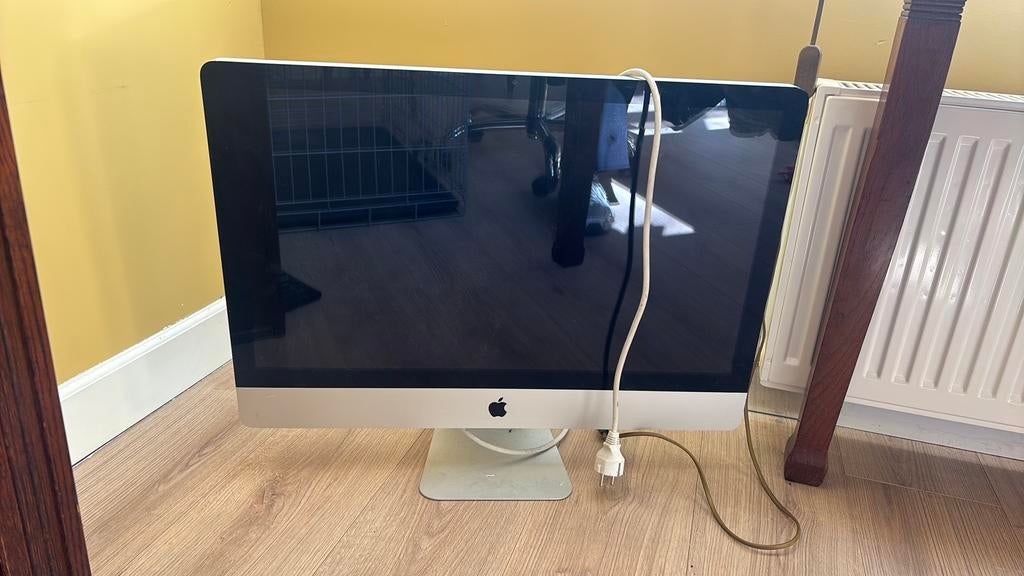 Apple iMac 27 inch (model A1312) – circa 2010/2011, Computers en Software, Apple Desktops, Ophalen, Gebruikt, IMac, Onbekend