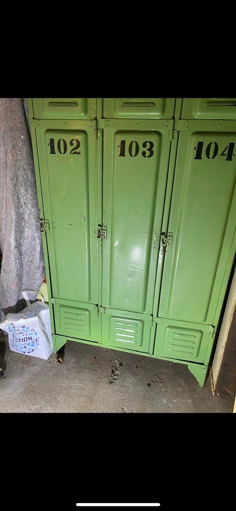 Mooie oude locker, Ophalen, Zo goed als nieuw