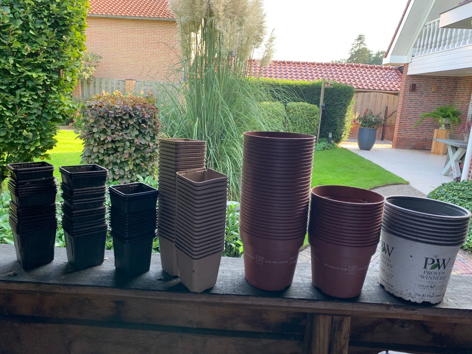 Diverse plantenpotten voor binnen en buiten, Kunststof, Gebruikt, Binnen, Ophalen of Verzenden