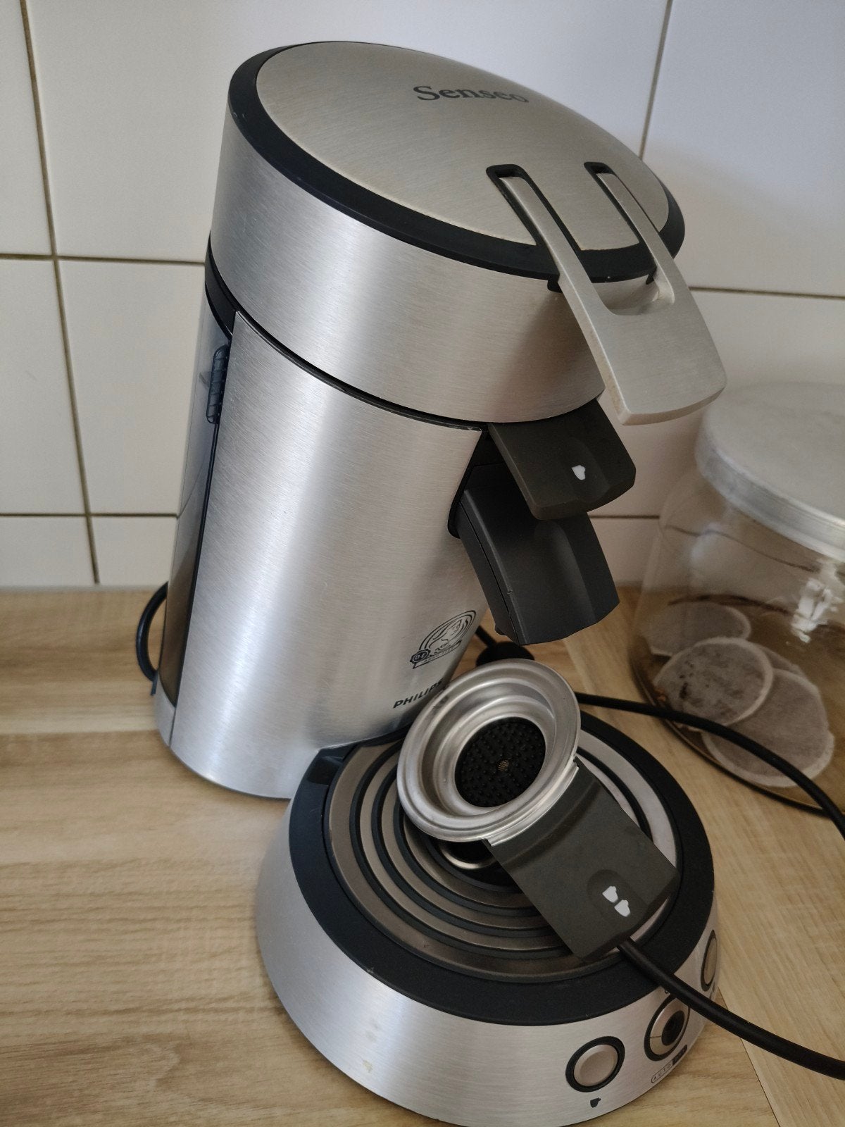 Senseo geborsteld aluminium/RVS, Gebruikt, Koffiemachine, Ophalen of Verzenden, Koffiepads en cups