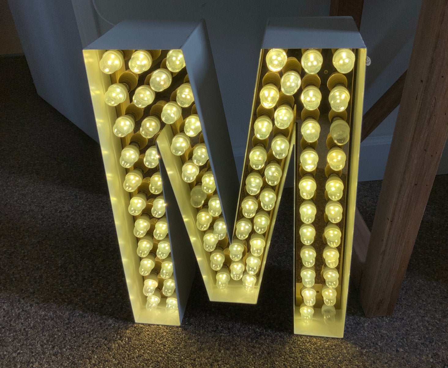 Letter Lamp “M”, Huis en Inrichting, Ophalen, Gebruikt, Metaal, Vintage