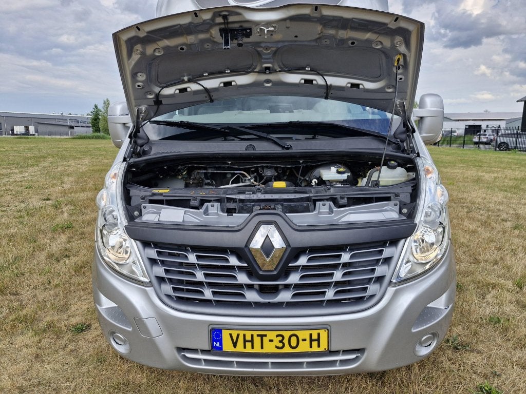 Foto 22 van Renault Master STX hengstuitvoering 2017 automaat vernieuwd!