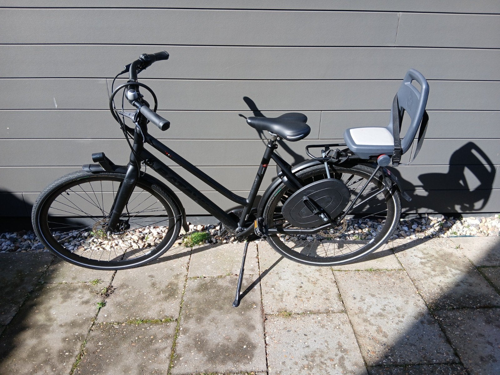 Batavus damesfiets in goede staat met kinderzitje, Ophalen, Zo goed als nieuw, Overige merken