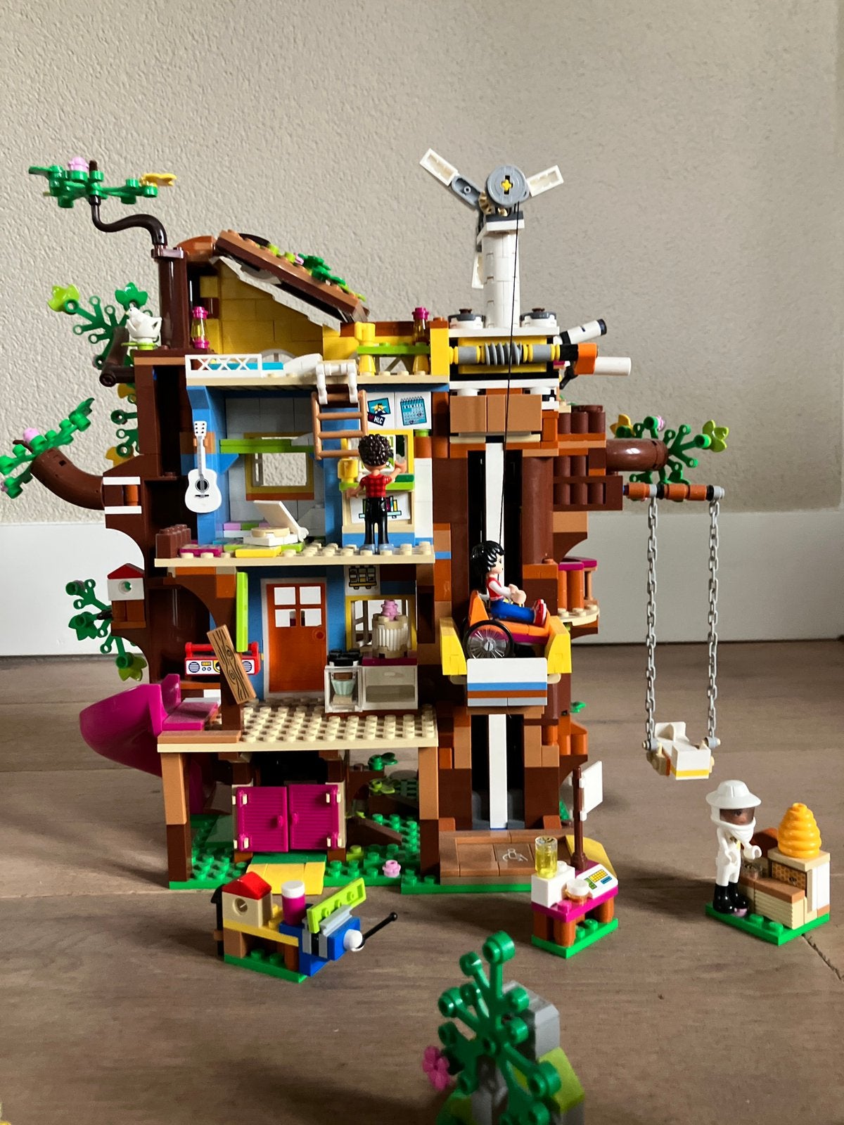 5 Lego sets boomhut paarden ponies lego friends totaalprijs, Ophalen, Zo goed als nieuw